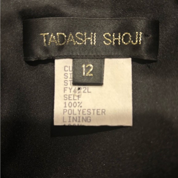 Tadashi Shoji Tulle Twist Black Gown - Picture 8 of 11